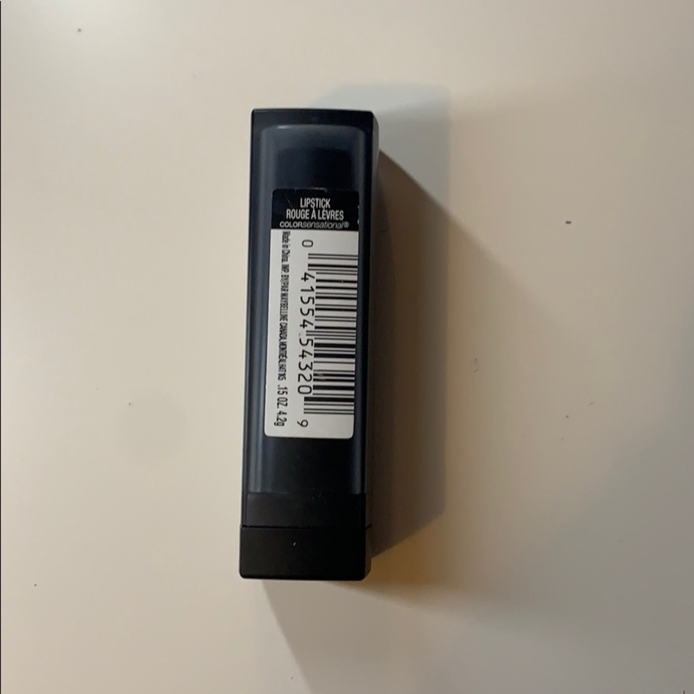 Lipstick - Picture 3 of 4
